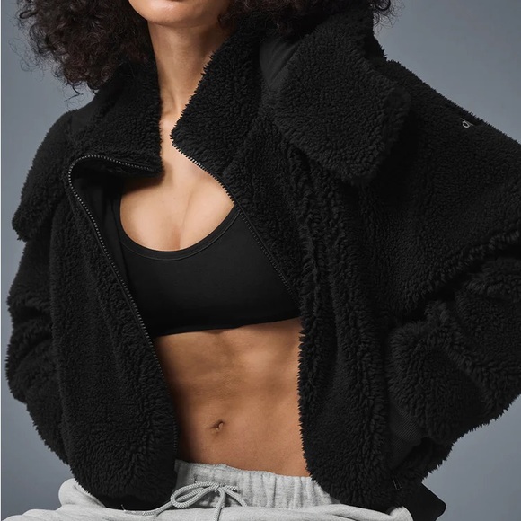Alo Yoga Foxy Sherpa Jacket - Picture 2 of 5